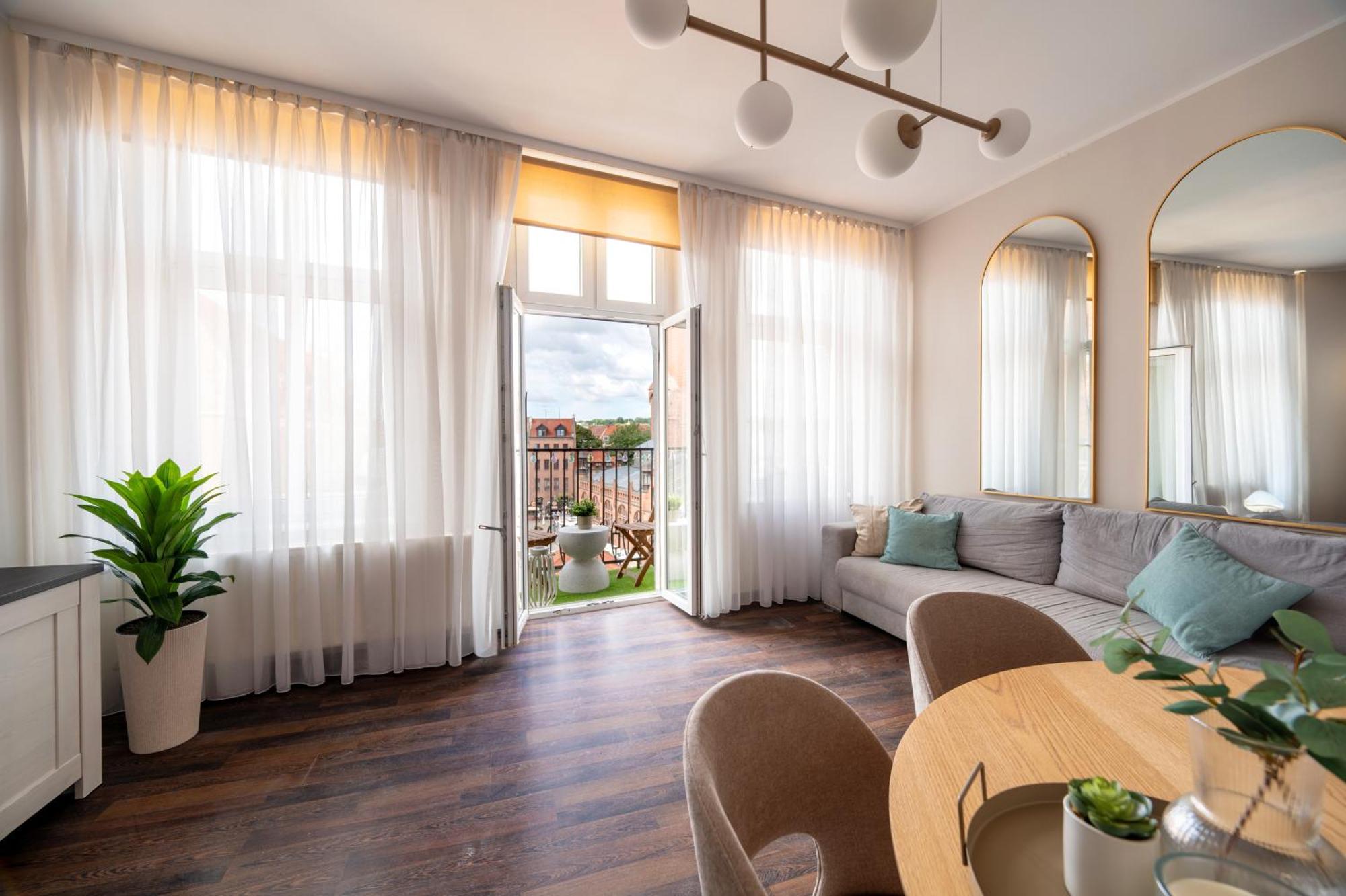 Stunning Apartment With Balcony Danzica Esterno foto